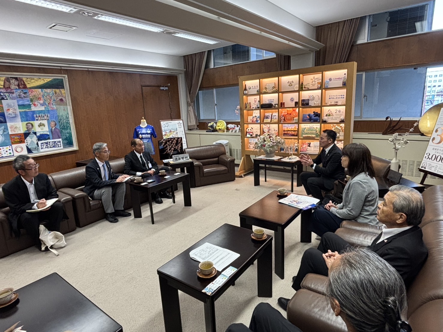 【JICA海外協力隊】2025年度2次隊の隊員が今治市で出発表敬しました！